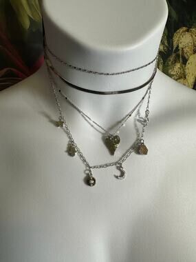 No boundaries multi chained necklace